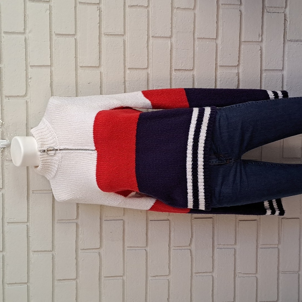 L.A. Hearts Color Block Quarter Zip Sweater. Size Small NWOT